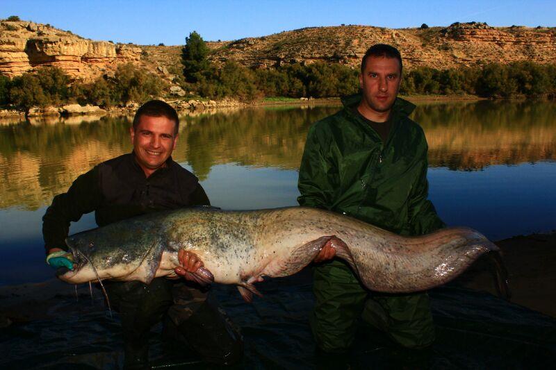 CARP FISHING...... - img-20131112-wa0091.jpg